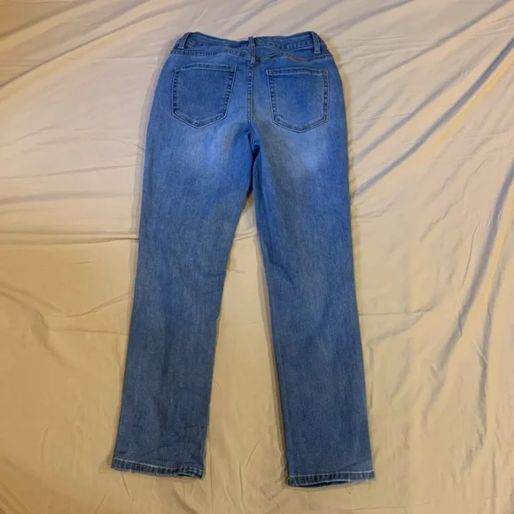 Time and Tru Blue Jeans - Picture 5 of 8